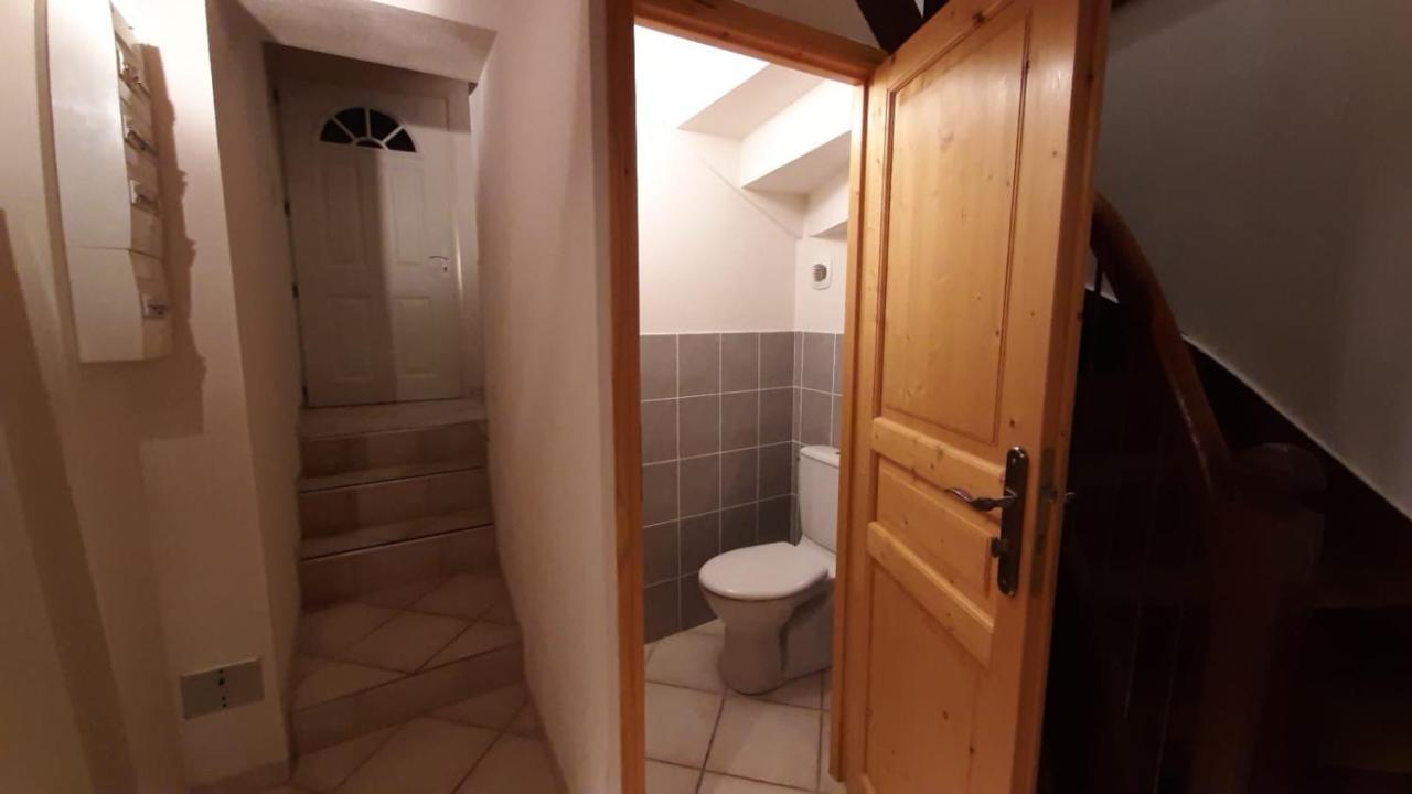 Petite Maison De Village Situee Entre Lacs, Cascades Et Montagnes Virieu-le-Grand Экстерьер фото
